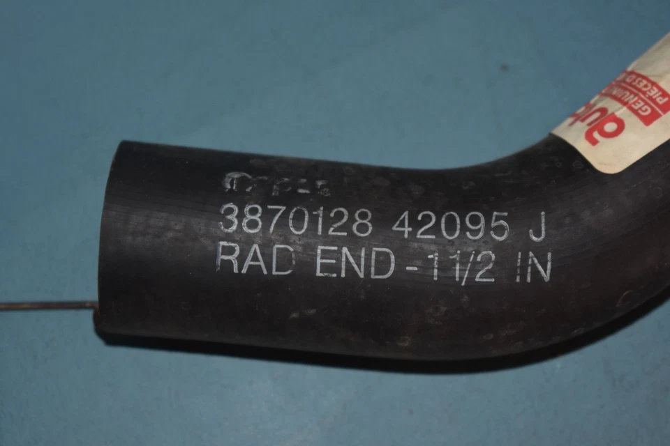 Manguera de radiador de entrada Dodge D W 150 250 350 1982-87 NOS 3870128 Mopar Foto 3 de 4