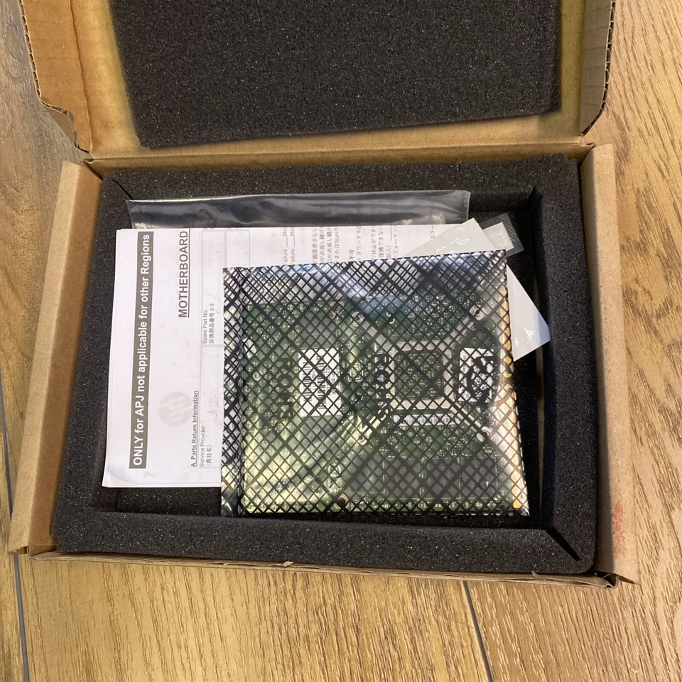 HP 827228-001 NVIDIA Quadro M5000M N16E-Q5 with 8GB GDDR5 graphics subsystem mem - Image 3 of 4