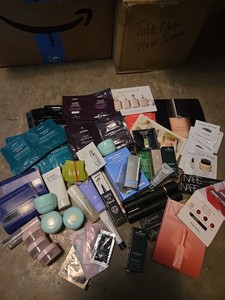Huge Bundle Of Beauty Samples