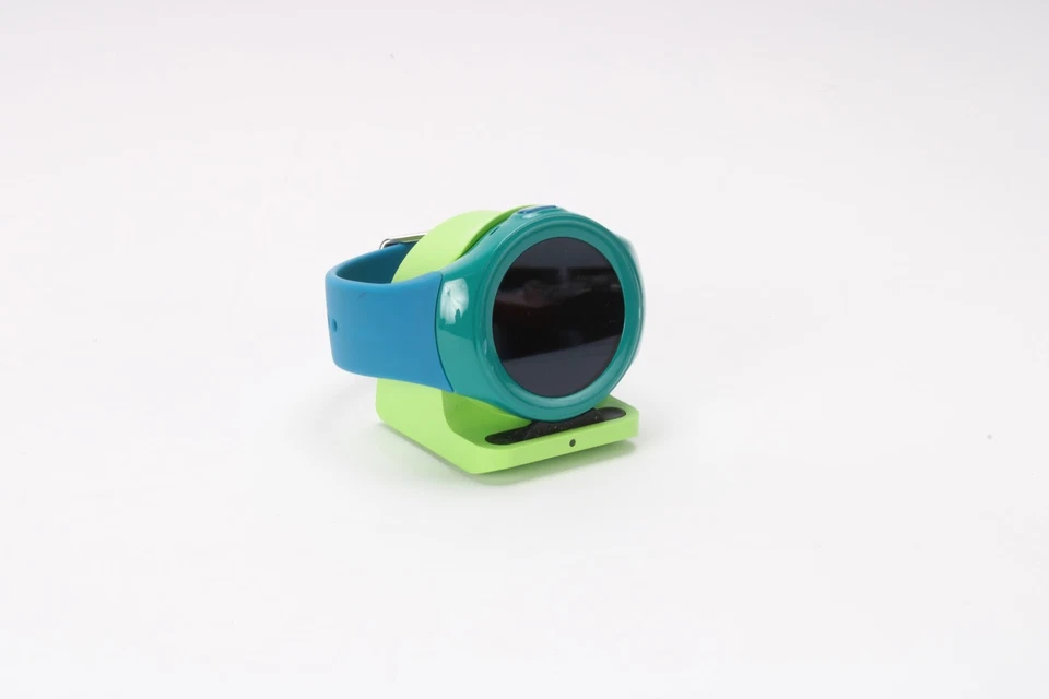 Timex IFW522T FamilyConnect Smartwatch For Kids With Power Supply and Base - Image 3 of 4