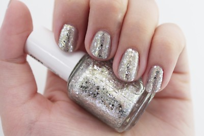 *** essie Nail Polish ~~ Hors d'oeuvres ~~ # 3020 full size 0.46 fl oz Brand New