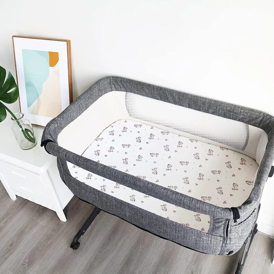 Paquete de 4 sábanas ajustables suaves para moisés elásticas rosa para bebés niñas Foto 3 de 4