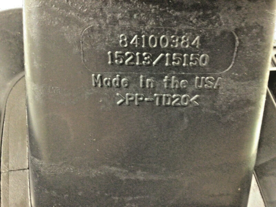 2015-2022 GMC Canyon Chevrolet Colorado Air Intake Cleaner Box Assembly new OEM - Image 3 of 4