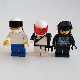 LEGO Space Police Lock-up Isolation Base 6955 w/Box 3 Mini-Figures INCOMPLETE