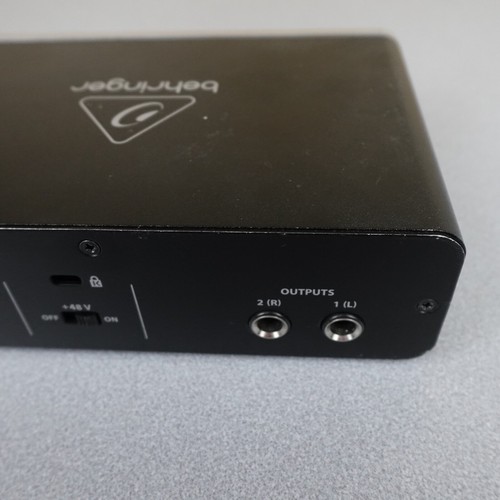 Behringer U-PHORIA UMC22 2in2out USB Audio Interface Tested for Power - Picture 8 of 11