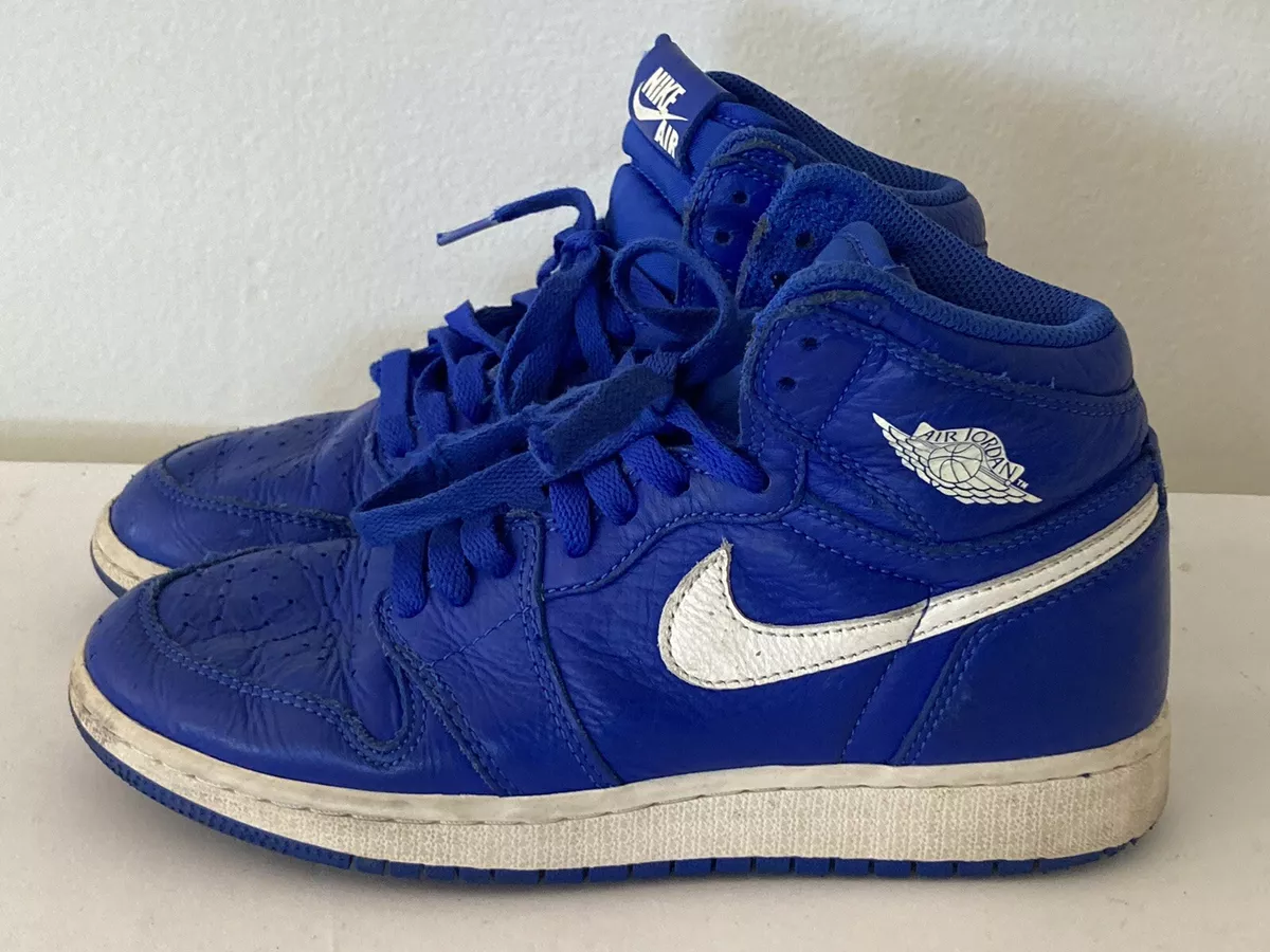 Air jordan 1 hotsell retro hyper royal