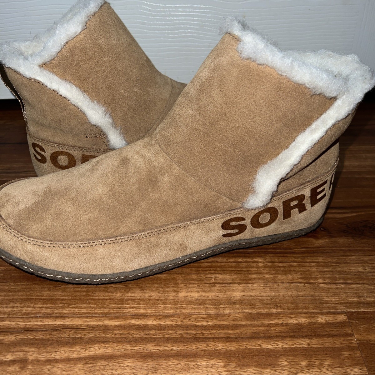 SOREL Women's Suede Nakiska Tan Ankle Bootie Slippers Size 11 Faux