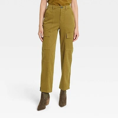 Women's High-Rise Loose Fit Utility Cargo Pants - Universal Thread