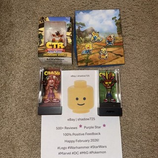 Crash Bandicoot / CTR Nitro | Memorabilia Lot Pins Bobble Head FigPin