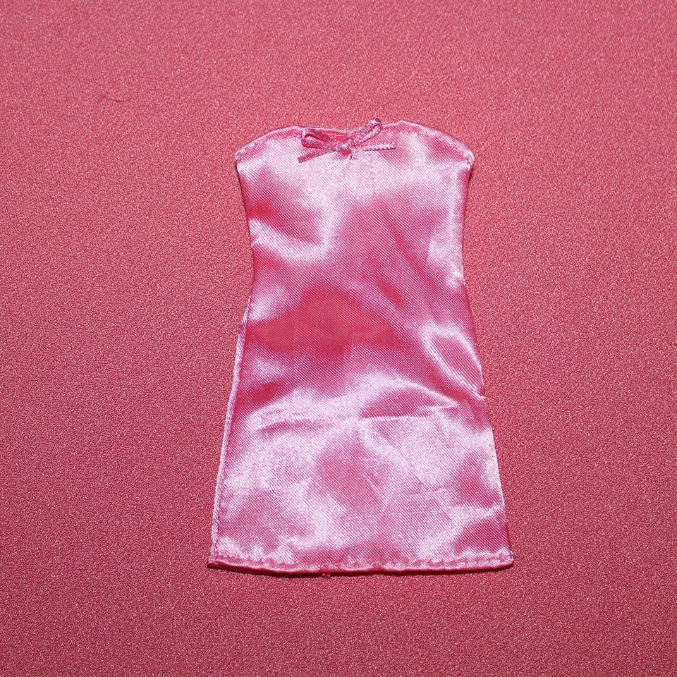 Robe bustier rose pour poupée Barbie Mattel - Photo 1/1