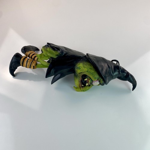 Vtg 2001 Rubber Latex Paper Magic Hanging Ugly Creepy Witch 22" Halloween Hocus - Picture 4 of 10