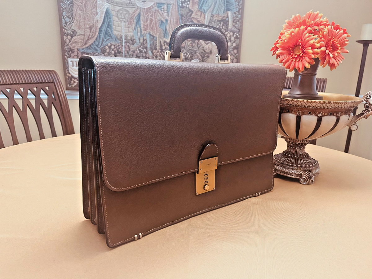 M*I様 GUCCI ビジネスバッグ　ブラウン GUCCI of MILANO Brown Leather Briefcase / Portfolio / Document Bag
