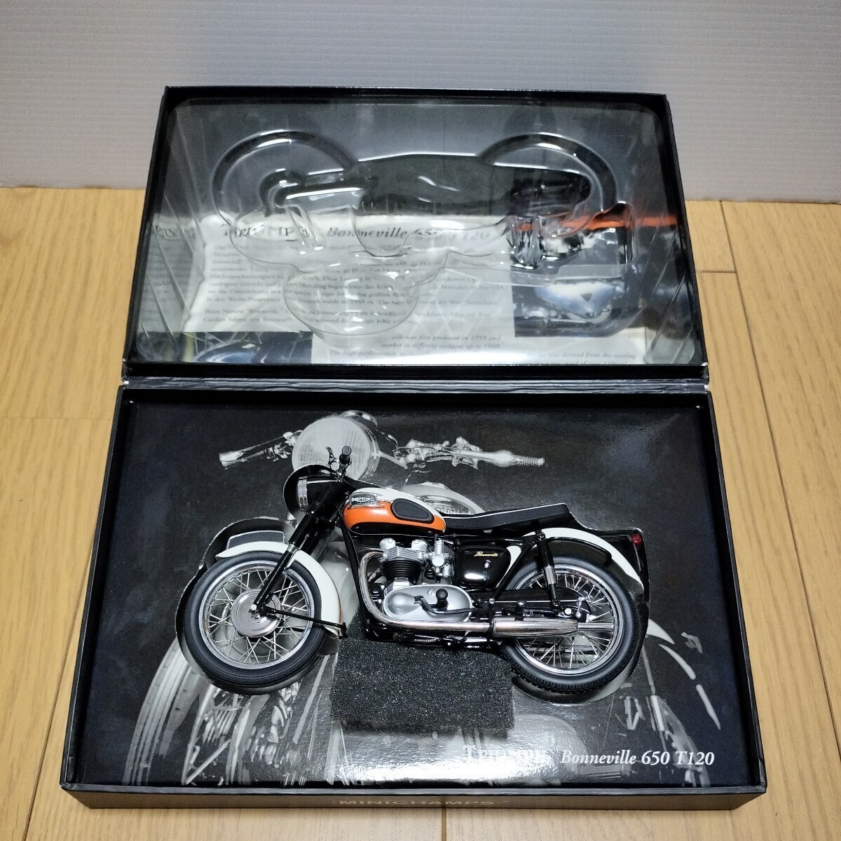 ミニチャンプス TRIUMPH Bonneville 650 T120 Minichamps 1/12 Triumph Bonneville 650 T120 1959 Orange