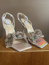 Steve Madden Ulyana Metallic Opalescent Sandal Size 10M NEW GORGEOUS 
