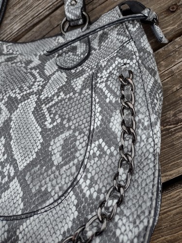 Jessica Simpson Women's Crossbody Gray Foax Snake Skin Tote - Picture 3 of 15