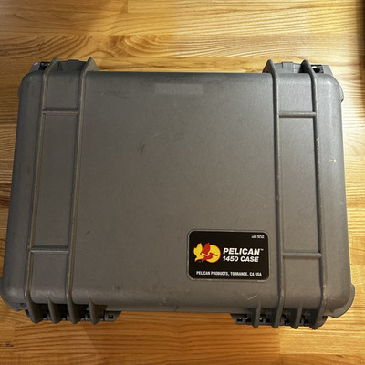 Pelican 1450 Protector Case   Gray, Excellent, Partial Foam Insert, Hard Case