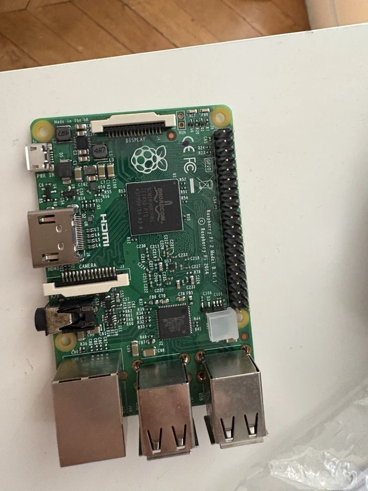 Raspberry Pi B (ARM Cortex-A72, 1,5GHz, 1Go RAM) Ordinateur - Photo 1/1