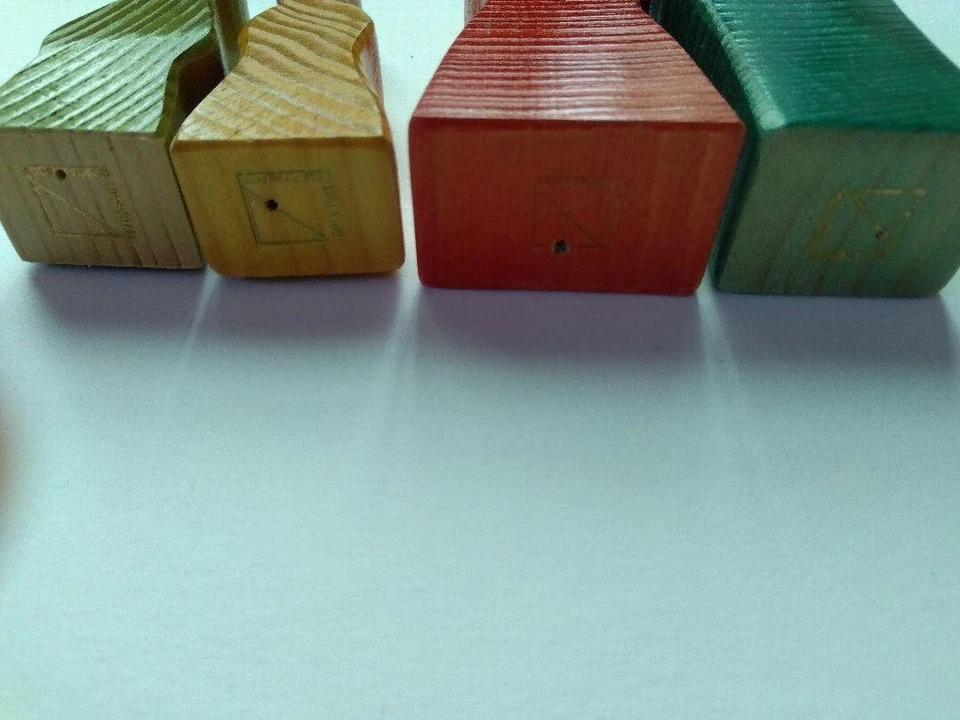 Antonio Vitali x Ravensburger "Family" Wooden Toy Set of Game Figures good - Image 4 of 4