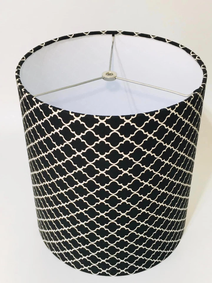 Pantalla Tambor Hecho a Mano Tela Única Blanco y Negro Patrón Geométrico Decoración EE. UU. Foto 3 de 4