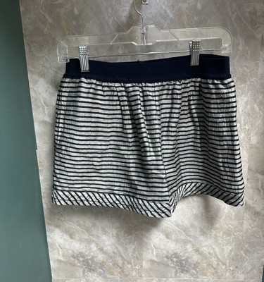 BCBG Maxazria Blue & Silver Striped Shorts Small.  Slight Defect In Pics