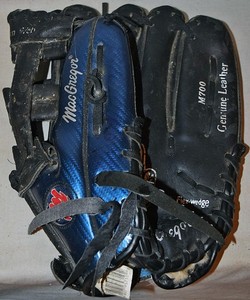 WNBA -ARIKE OGUNBOWALE- GAME-USED Softball Glove - NOTRE DAME/WINGS BASKETBALL