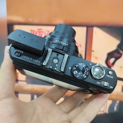 Leica D-LUX 4 10.1MP Black Digital Camera 3.8x Optical Zoom English w/Charger