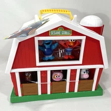 Just Play Sesame Street Farm Barn Set w/ 5 Figures Elmo Cookie Monster BRAND NEW