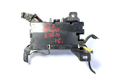 2005-2011 TOYOTA TACOMA 4.0L 1GRFE ENGINE FUSE RELAY JUNCTION BOX BLOCK OEM