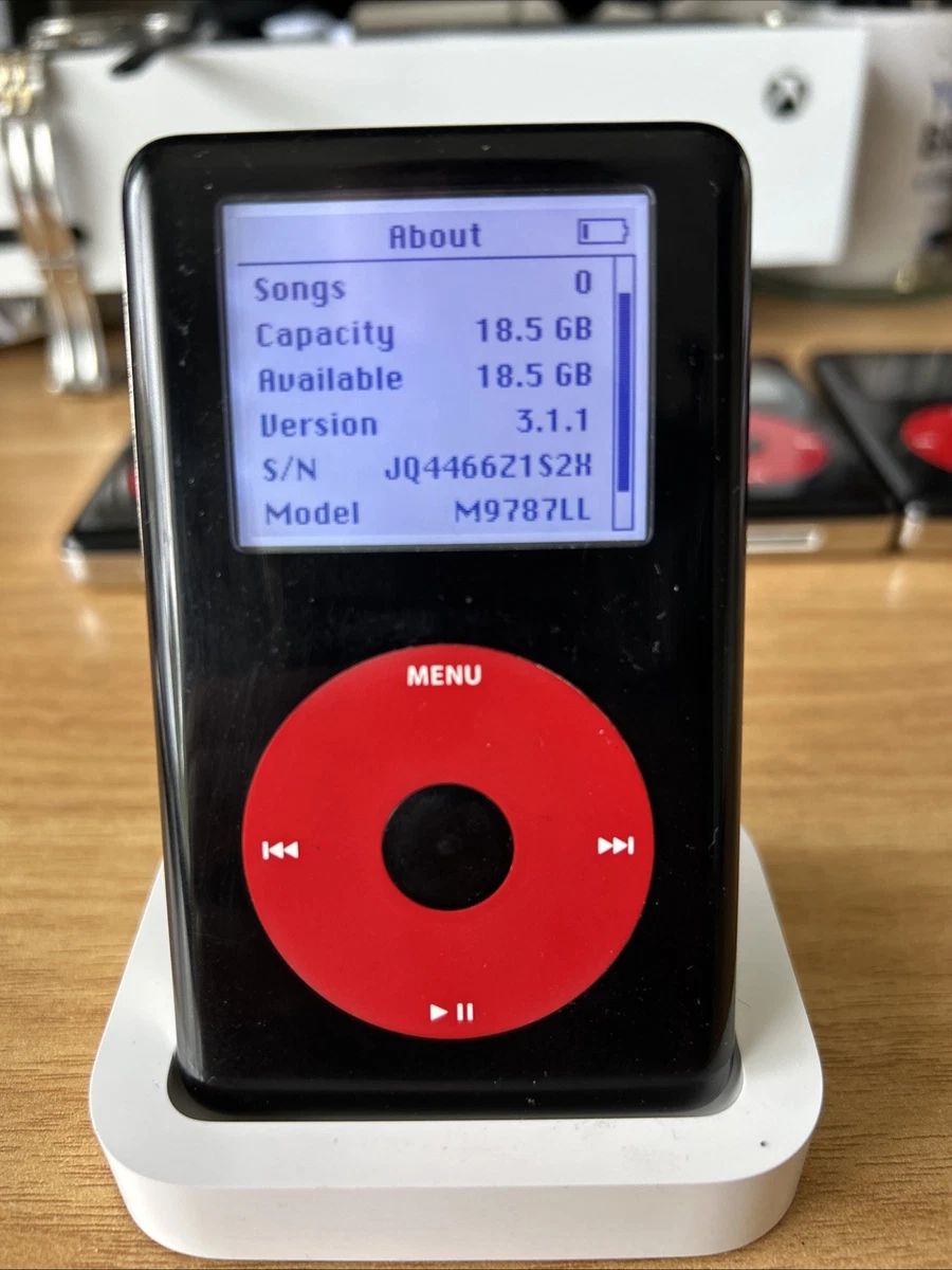 大注目商品 PK04699S☆Apple☆iPod classic 160GB シルバー☆A1238