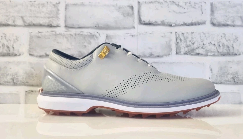 Talla 8 Nike Air Jordan ADG 4 NRG Out The Mud Gris Blanco Hombres Golf DZ4525-001 Foto 2 de 4