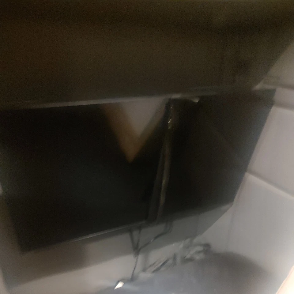 Hisense - 40" Class A4 Series LED Full HD 1080P Smart Fire TV (2025) - Image 4 of 4