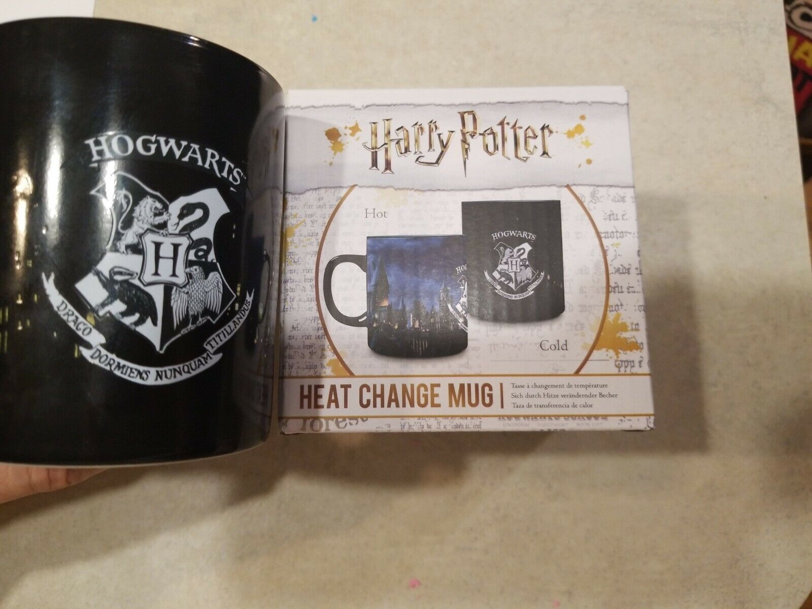 Harry Potter Max 86% OFF Hogwarts Change Heat Mug Limited time trial price