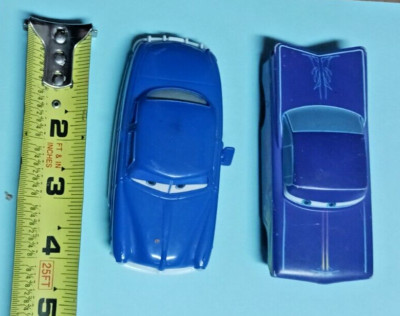 (2) 2006 McDonald's Wind Up Toys DISNEY PIXAR CARS MOVIE DOC HUDSON & RAMONE 4''