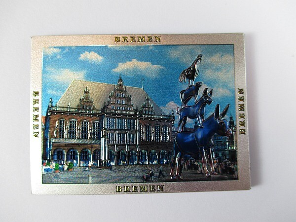 Bremen Stadtmusikanten premium souvenir magnet, Germany Germany, laser optics