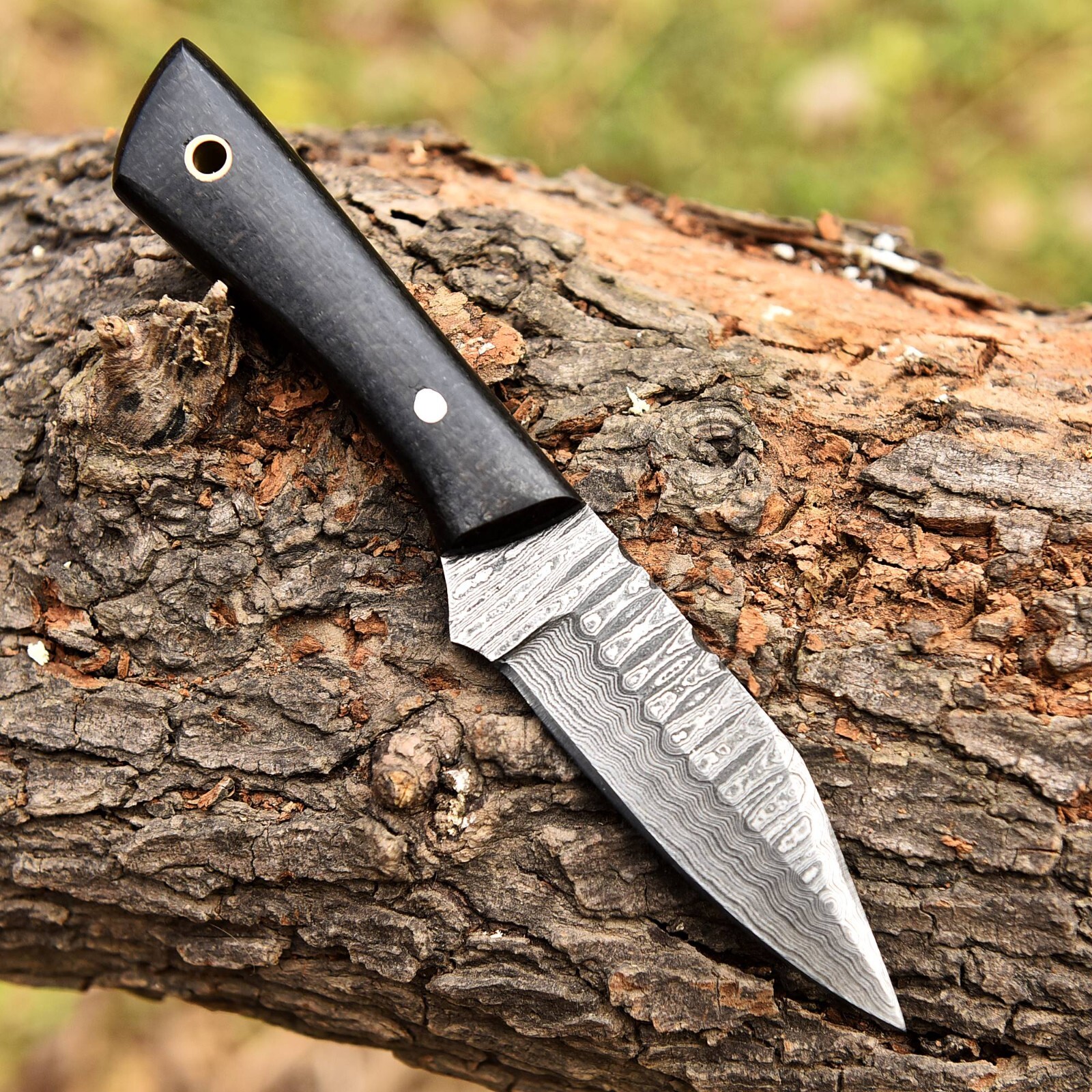 Hand-Forged Damascus Steel Fixed Blade Hunting and Camping Knife 2920