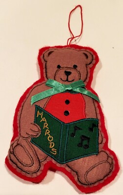 Vintage HARRODS DEPARTMENT STORE London PLUSH 6'' SINGING BOOK BEAR ORNAMENT Mint