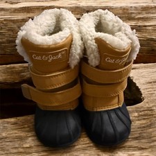 Cat and Jack Toddler Kids Size 5 Faux Fur Lined Waterproof Winter Boots USED