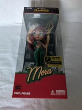 Cryptozoic DC Bombshells Mera vinyl figure Holiday 2019 exclusive #112/300