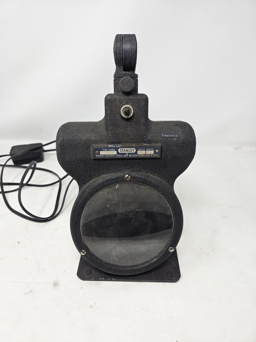 1950s Stanley Industrial Vintage Articulating Magnifying Table