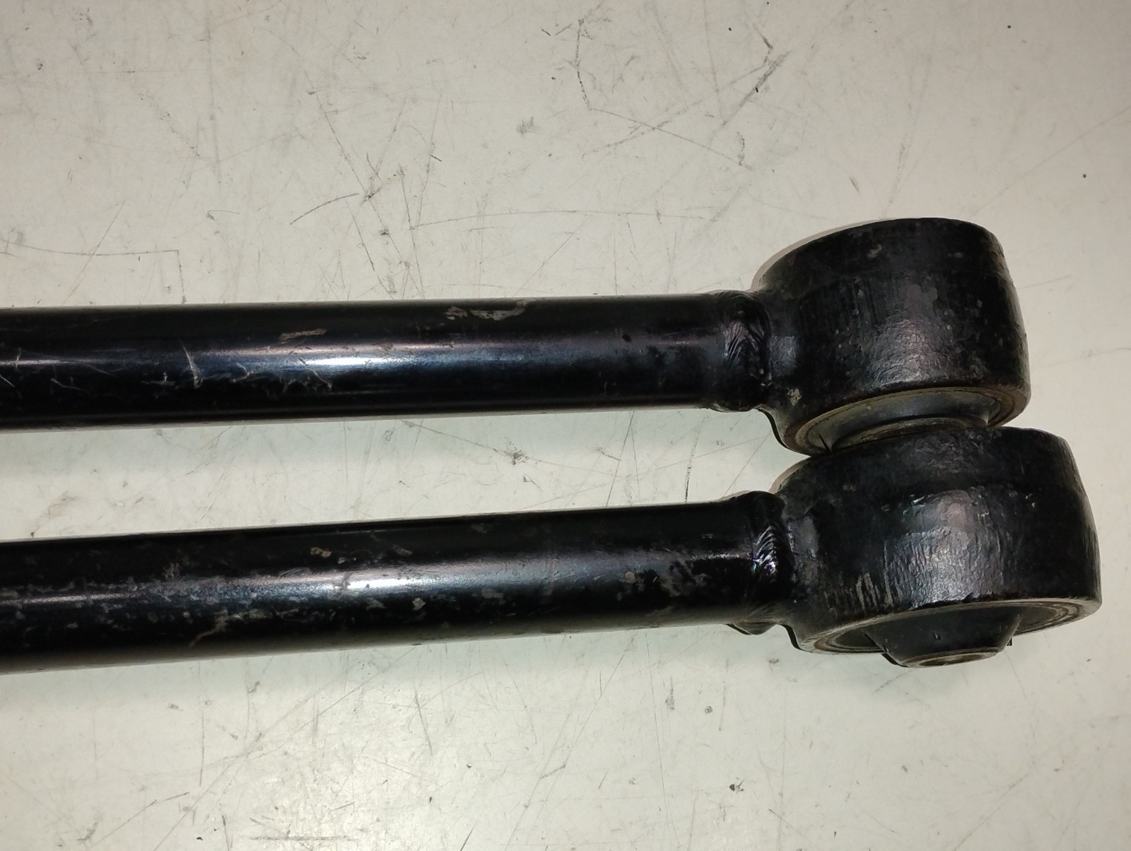 Ferrari 250 GTE Rear Suspension Strut Reaction Rods_61075_Pair_Italy_GENUINE