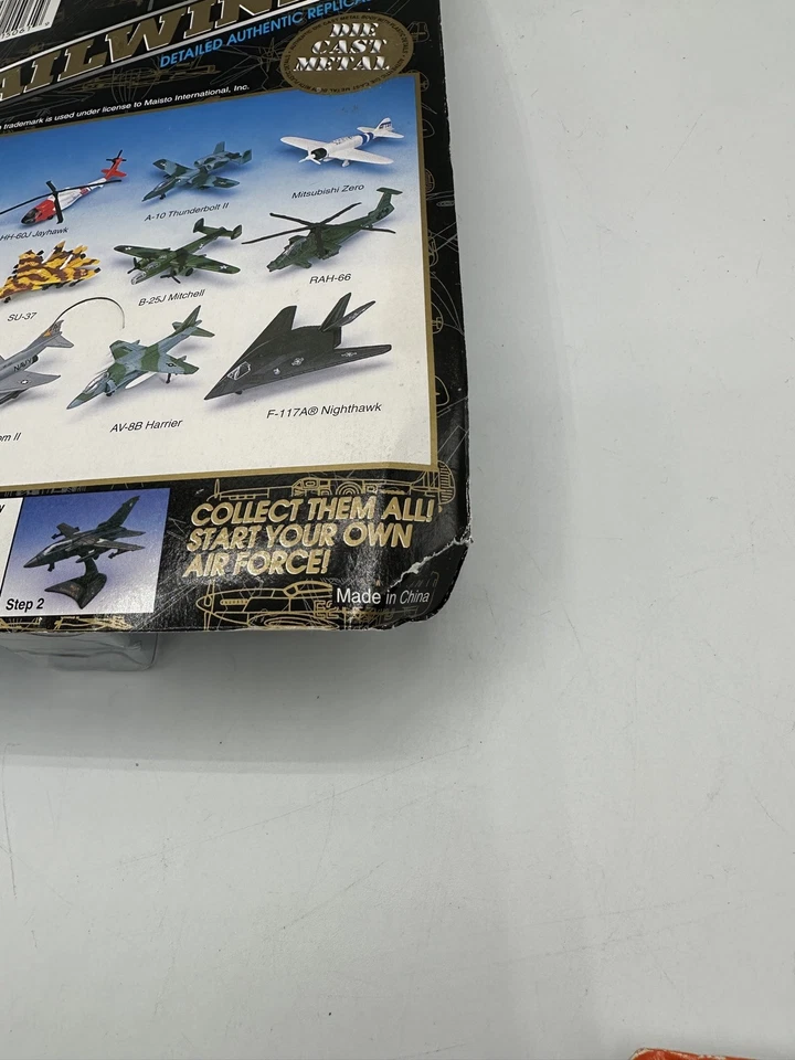 Maisto Tailwinds F-117A NIGHTHAWK With Stand Vintage 1999 - Image 3 of 3