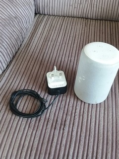 Amazon Echo 3rd Generation Smart Speaker R9P2A5 Alexa White And Grey Inc Charger