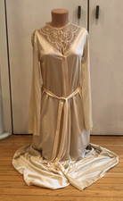 Vintage Diane Von Furstenberg for RE-7 Cream Floral Long Robe Gown Size Petite