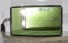 FUJIFILM FINEPIX Z10FD Green Digital Camera 7.2MP w/New Battery-Charger-4GB SD