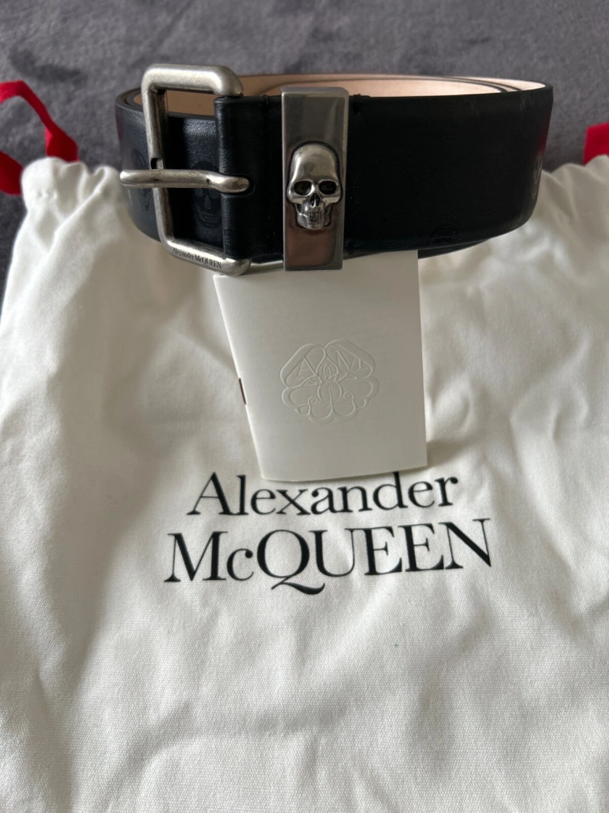 Alexander McQueen — Brand new Alexander McQueen Mens Skull loop leather belt sz 40/100
