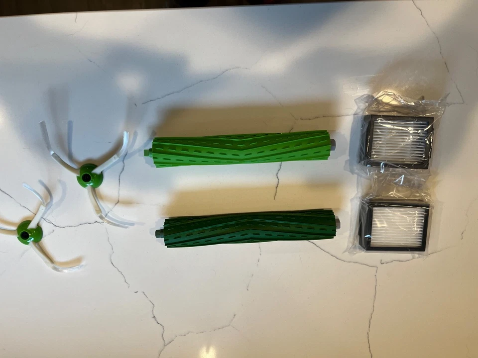 iRobot Roomba i7 Plus + (7550) MSRP $899; INCLUDES Extra Sweeper & Disposal Bags - Image 2 of 2