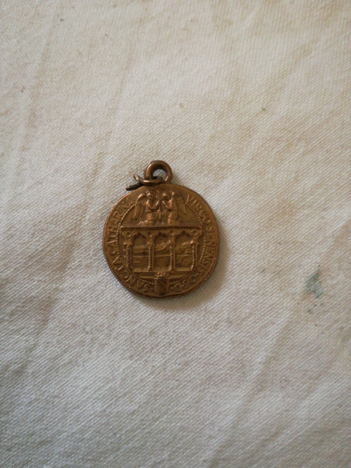 Foto 2 di 2