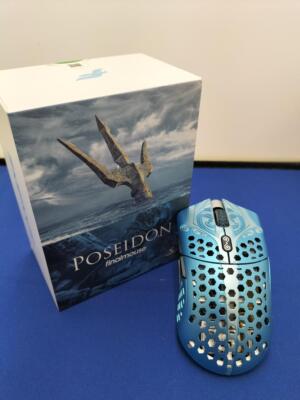 Finalmouse Starlight-12 Poseidon Wireless Gaming Mouse Good