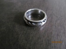 Sterling Silver Spinner Ring, size 5 1/2, band is 7mm Wide 2012-N