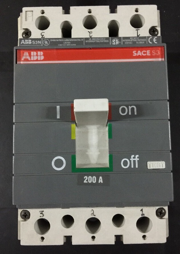 ABB SACE ISOMAX S1 N 125 Interruttore scatolato 400V 125A Poli 4 Terminali Anter